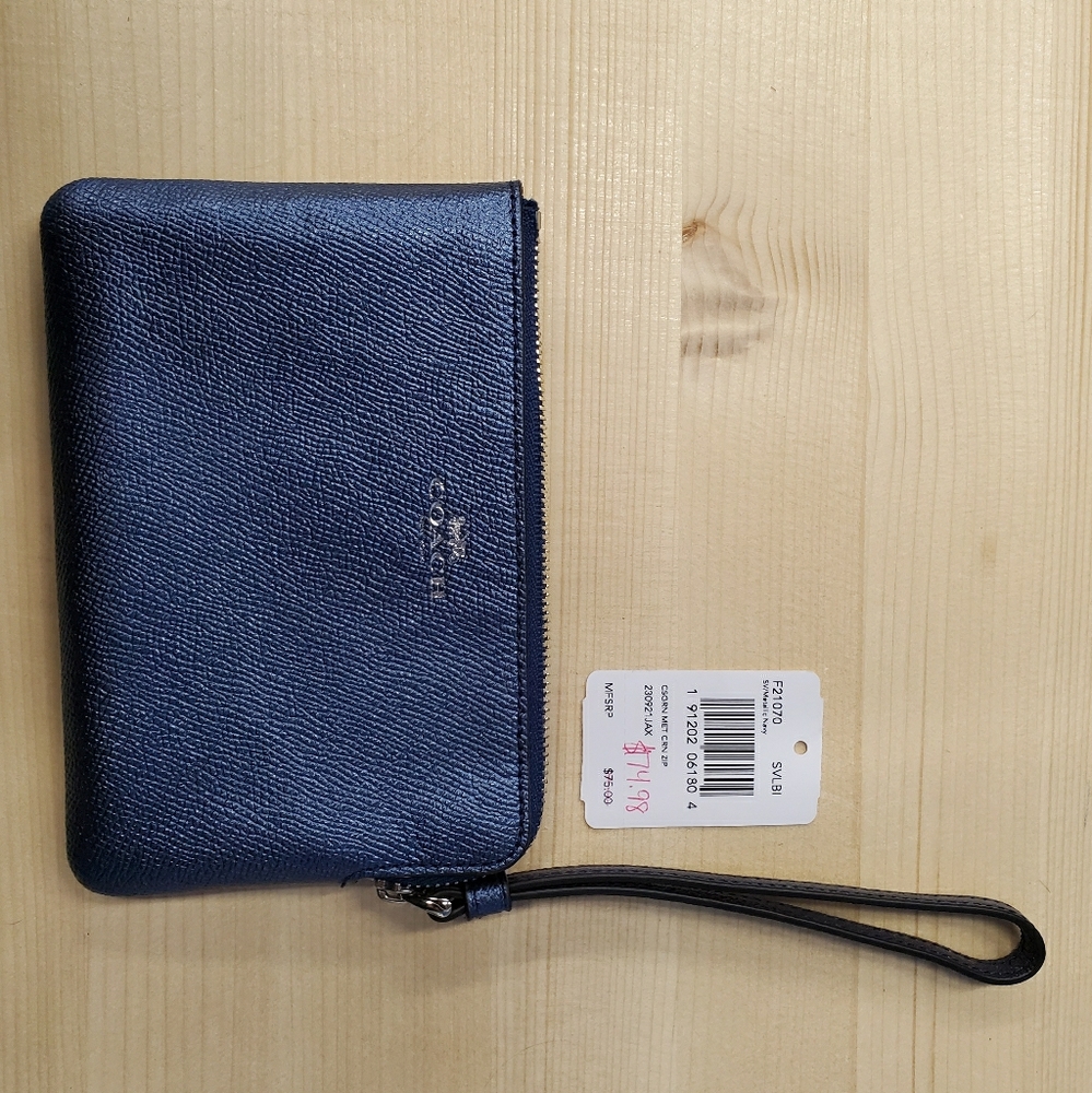 Genuine Coach wristlet NWT
